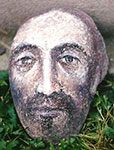 Mirosław Grzelak, <em>Oblicze – 40</em>, 2001, pigment, kamień