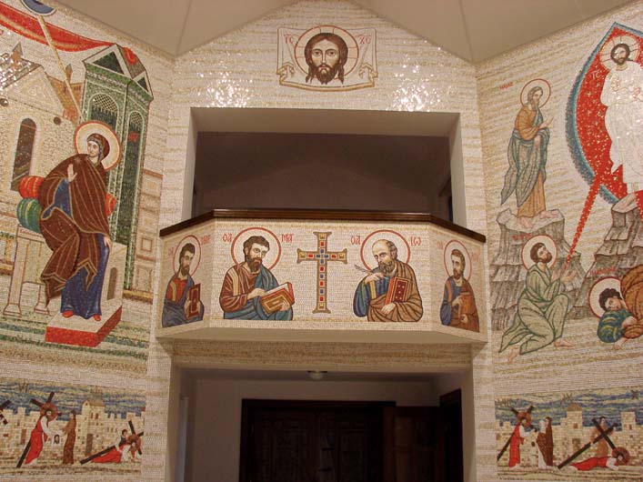 Projekt i realizacja - Mirosław Grzelak, Mandylion i Ewangeliści, 2020, mozaika, kaplica Nuncjatury Apostolskiej w Warszawie