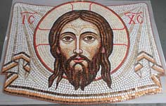 Projekt i realizacja - Mirosław Grzelak, Mandylion, 2020, mozaika, kaplica Nuncjatury Apostolskiej w Warszawie