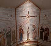 Projekt i realizacja - Mirosław Grzelak, Ukrzyżowanie i święci polscy, 2017 - 2019, mozaika, fragment, kaplica Nuncjatury Apostolskiej w Warszawie