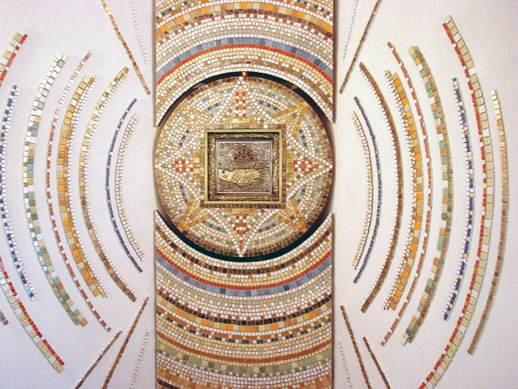 Projekt i realizacja – Mirosław Grzelak, 2013, mozaika, fragment, kaplica sióstr boromeuszek w Łodzi ul.Skrzatów 12