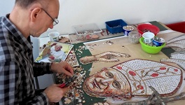Artysta i mozaika, Papież Święty Jan Paweł II, 2017, pracownia,